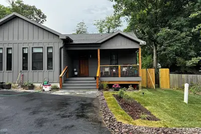 Image de Pet Friendly-newly built house in peaceful  beach community, located in Riva Md.