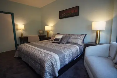 Image de Spacious & Unique Soma Three Bedroom Apartment