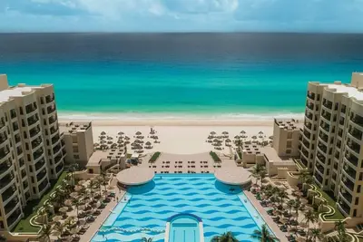 Image de 1 Bedroom Suite at The Royal Sands