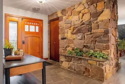 Image de CozyHome-HotTub-Pool-Wi-Fi-KingBed-ArcadeGames-PoolTable