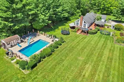 Luxurious 7 Bedroom Estate with Heated Pool and Hot Tub\n