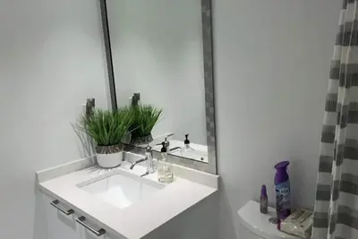 Image de Cozy Home in Central Coquitlam