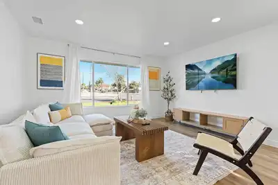 Image de Charming 4-bedroom Pool House in Best Location in Redlands