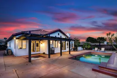 Image de Minutes to Temecula Wineries, 4Bed/Pool/Spa/Views! Refreshed Spanish Hacienda