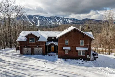 Image de Appalachian Lodge- 6 Bedroom Chalet with Mountain Views