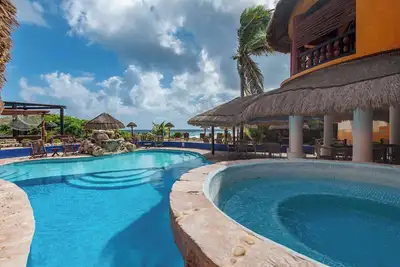 Image de Bella Mar: Ocean Front w/ Pool Views