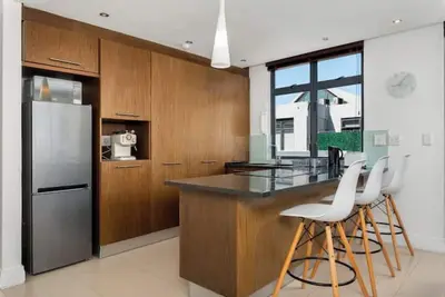 Image de Stunning Eden On The Bay Penthouse| Ocean Views