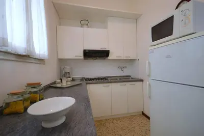 Image de Maison dans une villa mitoyenne avec jardin