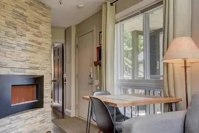 Image de Charming Condo in the Mont Tremblant Ski Village