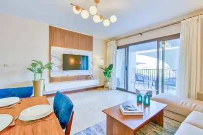 Image de The Lofts across Auc - C118, Lofts By Elegant - With Pool