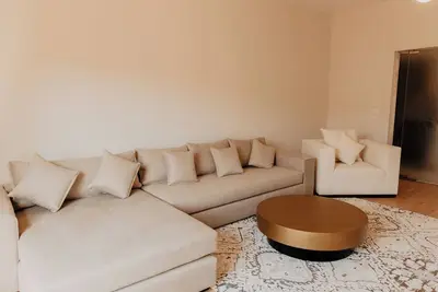 Image de The Seven Six Near Waterway 5a - 5, The Seven Six near Waterway 5a Mall By Elegant