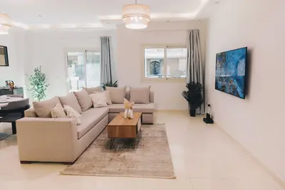 Image de Viola Near Waterway - 02, Viola New Studio - Ground Floor