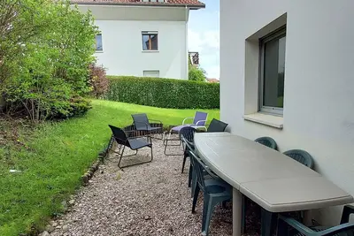 Image de L'Antlia, proche du Lac avec jardin