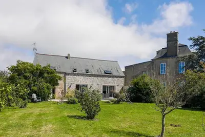 Image de Cottage charmant à Flamanville avec jardin clos et parking pour 4 pers.