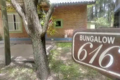 Image de Bungalow with garage, for 5 people, with wi fi Restaurants and breakfasts.