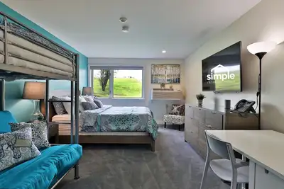 Image de The Cozy Cubbie: Charming Studio in Killington. Pool. Bus. Discounted Ski Rentals.