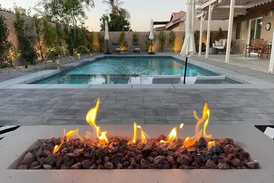 Image de This house is a 4 bedroom(s), 2 bathrooms, located in Indio, Ca.