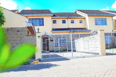 Near Jkia Airport and Sgr Railway Terminal. Ideal for groups and families.