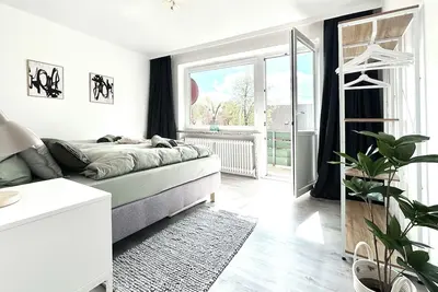 Image de Modern vacation apartment near the center/train station with WiFi & parking space