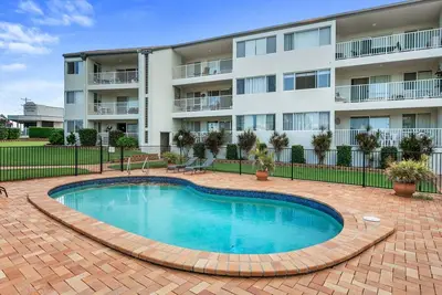 Image de Spacious 3 Bedroom Escape in Urangan - CoastHM
