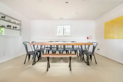 Image de Lakehouse with Gorgeous View - Family Friendly!