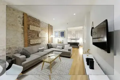 Image de Lovely 2br! Hell Kitchen!
