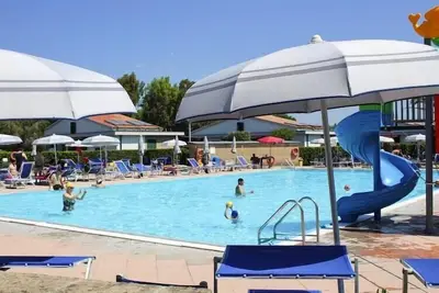 Image de Villa à Cecina Mare près des plages