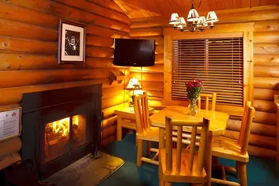 Image de Charming Cabin with Mountain Views | Perfect for Family Nature Trip