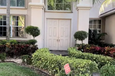 Image de Spacious 5-bedroom house enjoyable Wellington with WiFi, Ac in gated community