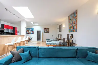 Image de Loft proche métro nord de Paris