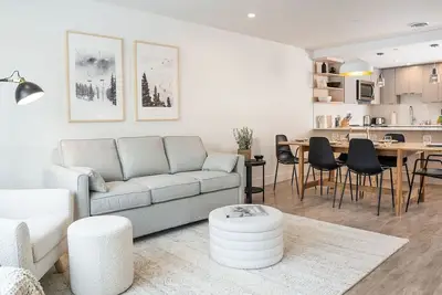 Image de Q's Hideaway in Mackenzie Village, Revelstoke