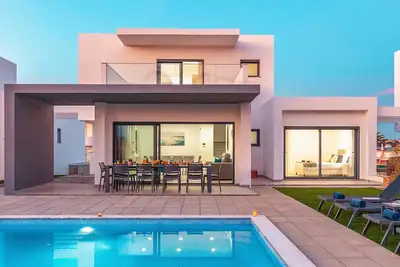 Image de Villa w/ Heatable Pool and Bbq in Albufeira