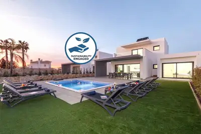 Image de Villa w/ Heatable Pool and Bbq in Albufeira