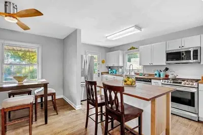 Image de Relaxing getaway in the heart of Lexington