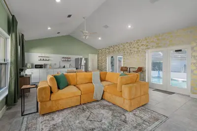 Image de Pool + Sleeps 8 + 30mil to Legoland