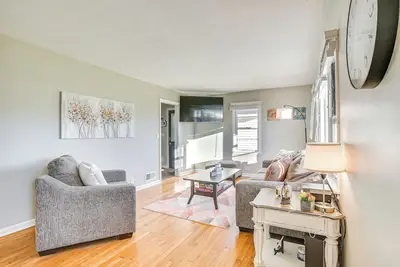 Image de 16 Mi to Buckeye Lake: Family-Friendly Newark Home