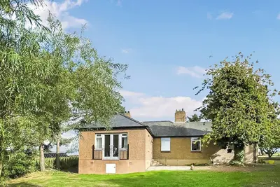 Image de 4 chambres à coucher à Drem, North Berwick
