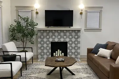 Image de Charming Downtown 2-bedroom Bungalow in Tulsa