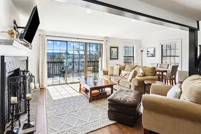 Image de 3br/2. 5Ba Idyllic Mountain Retreat | Sugar Hill 2a