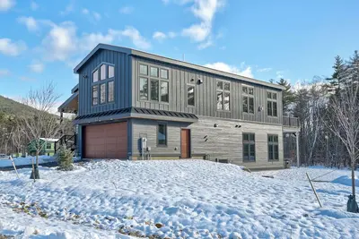 Image de Luxe Mountain Living - New - Minutes to Cranmore and Attitash!