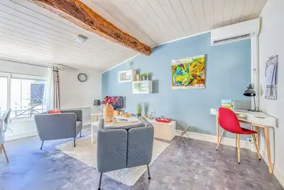 Image de Maison \"Sur La Route Des Vins\" dans le vignoble bordelais - Libourne