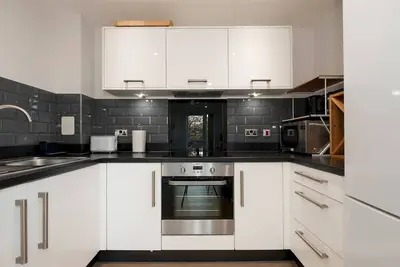 Image de Pass the Keys | Cosy 2-Bed 2-Bath- 2 Mins to Tube, Near London Museum