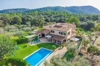 Image de Reynes - Rustic villa with private pool and free Wi-Fi