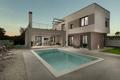 Image de Villa Median for 10 people with sea view, kids playground & pet friendly - only 3 km from beach