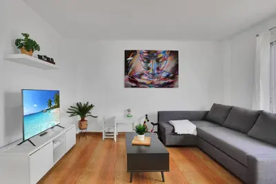 MonteMarAdeje new 2 bedroom apartment city Center