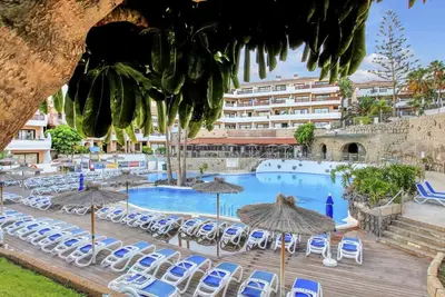 Image de Zen Holidays, Heated Pool, Cond. Air, Terrace