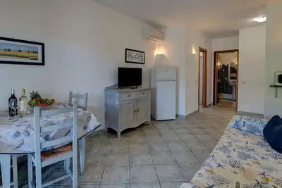 Image de Joli appartement pour 4 personnes avec Wifi, climatisation, piscine et Tv