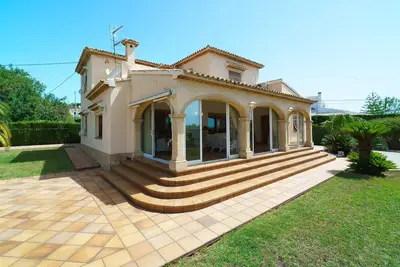 Image de Charmante villa à deux étages