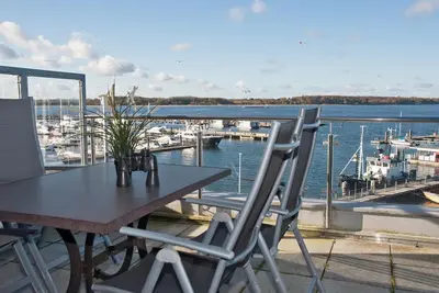 Image de Flying Dutchman vacation apartment in the Börn apartment house in Laboe
