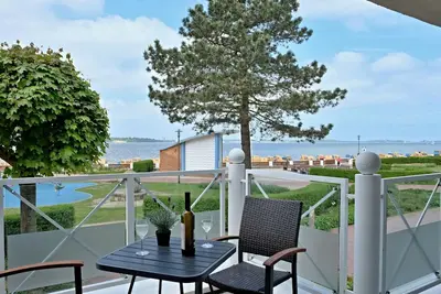 Image de Beachview apartment with balcony in the Panorama apartment house in Laboe